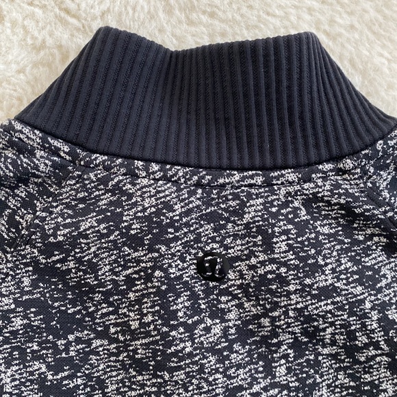 ❤️ Lululemon Rest Less Half Zip Pullover Size 6 - Picture 5 of 10